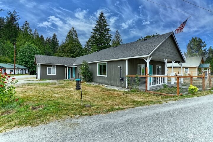 Property Photo:  26706 469th Avenue NE  WA 98241 