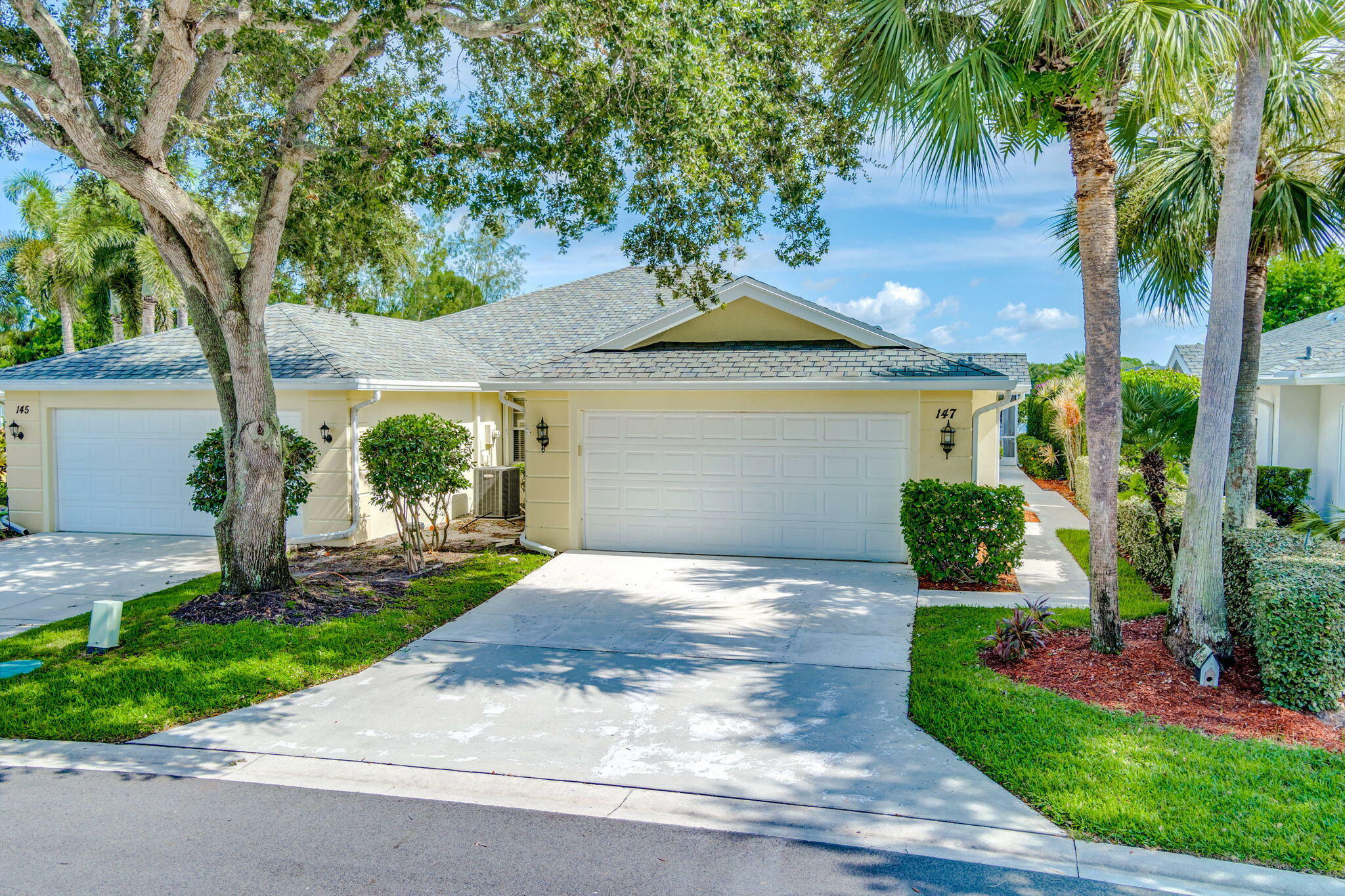 Property Photo:  147 Brier Circle  FL 33458 