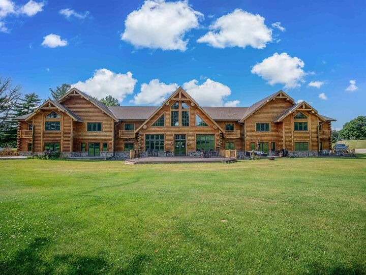 Property Photo: 695 South Street 8 WI 54941