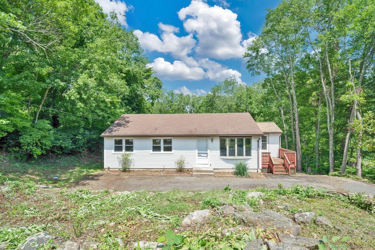 Property Photo:  395 Washington Road  CT 06786 