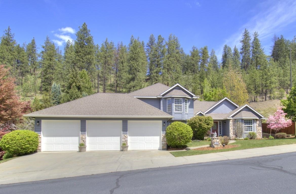 Property Photo:  1415 E Blackwood Ln  WA 99223 