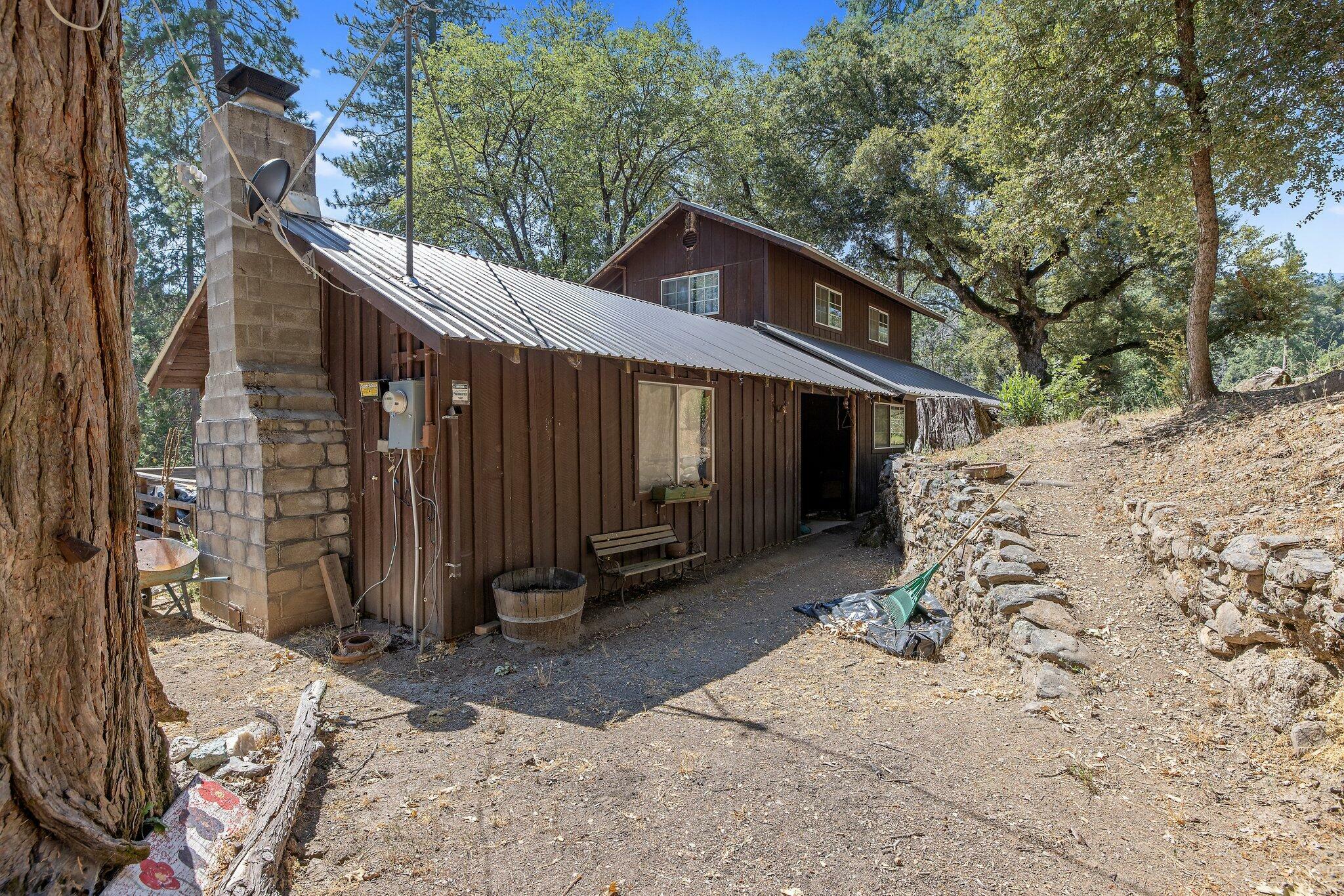 Property Photo:  48675 Todd Eymann Road  CA 93641 