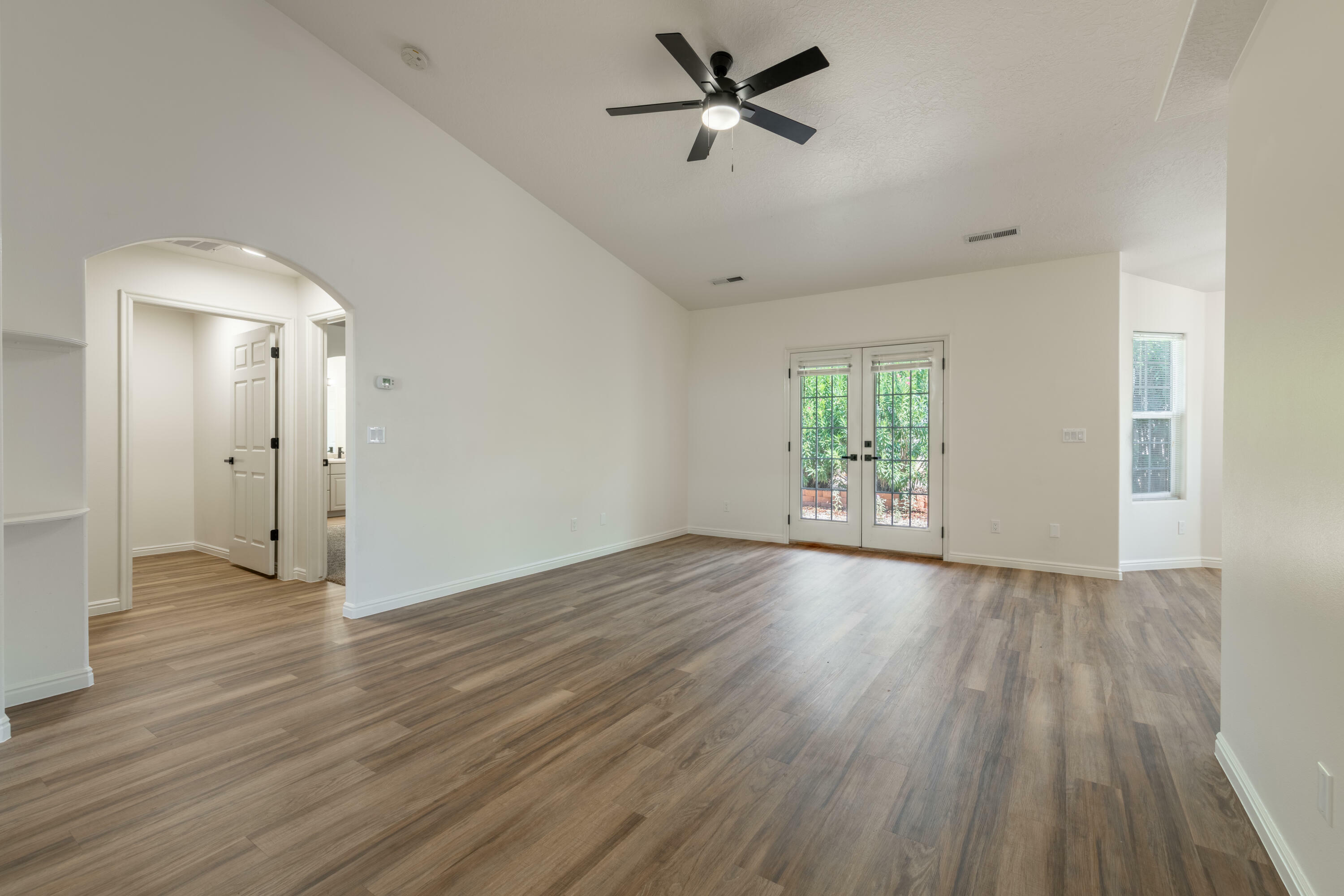 Property Photo:  305 E 650 S  UT 84738 