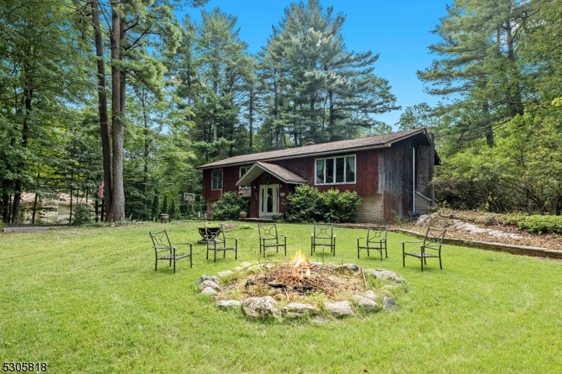 Property Photo:  959 Westbrook Rd  NJ 07480 