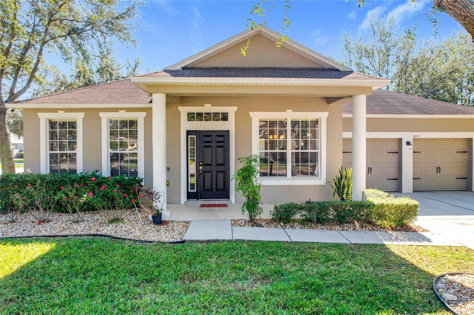 Property Photo:  605 N Parker Lee Loop  FL 32712 