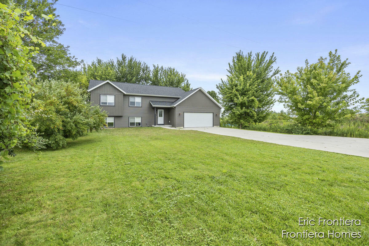 Property Photo:  10427 Ottogan Street  MI 49423 