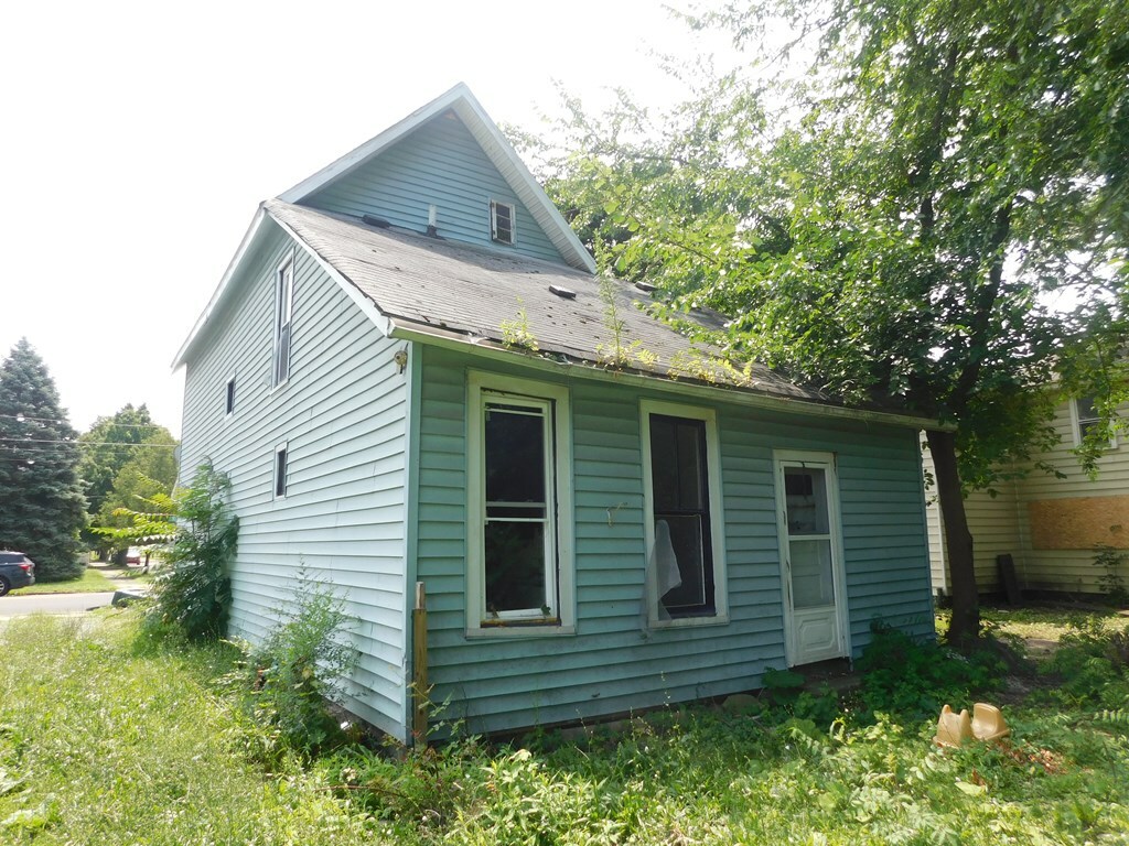 Property Photo:  228 West Miller Street  NY 14904 