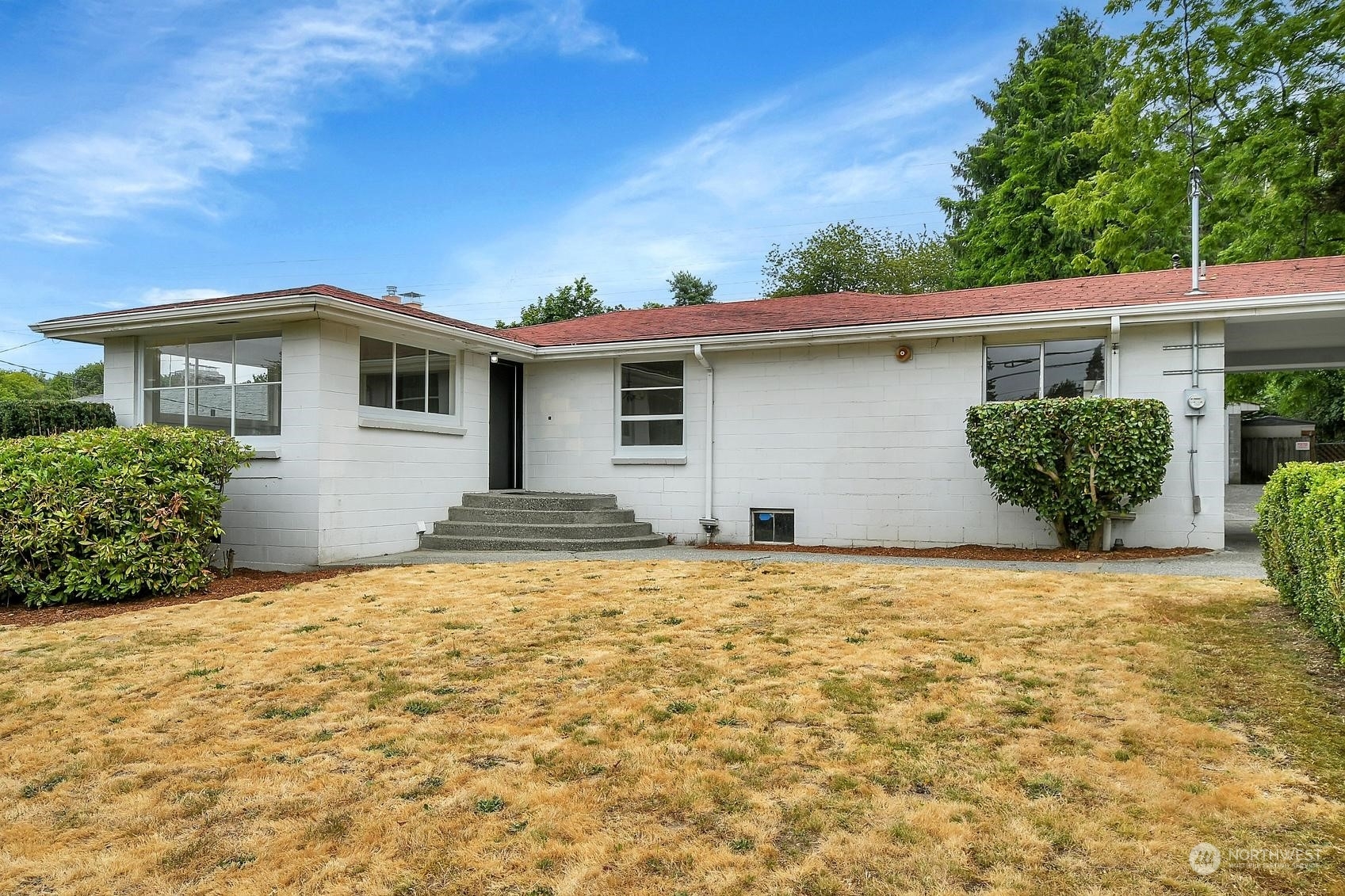 Property Photo:  10044 51st Avenue S  WA 98178 