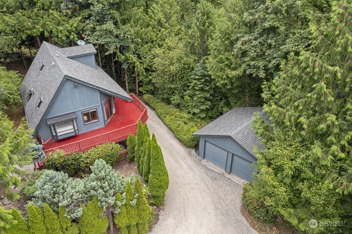 18020 W Lake Desire Drive SE  Renton WA 98058 photo