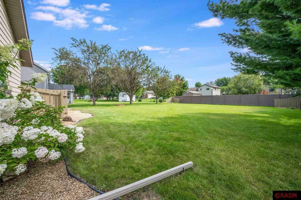 Property Photo:  221 Wadsworth Drive  MN 56001 