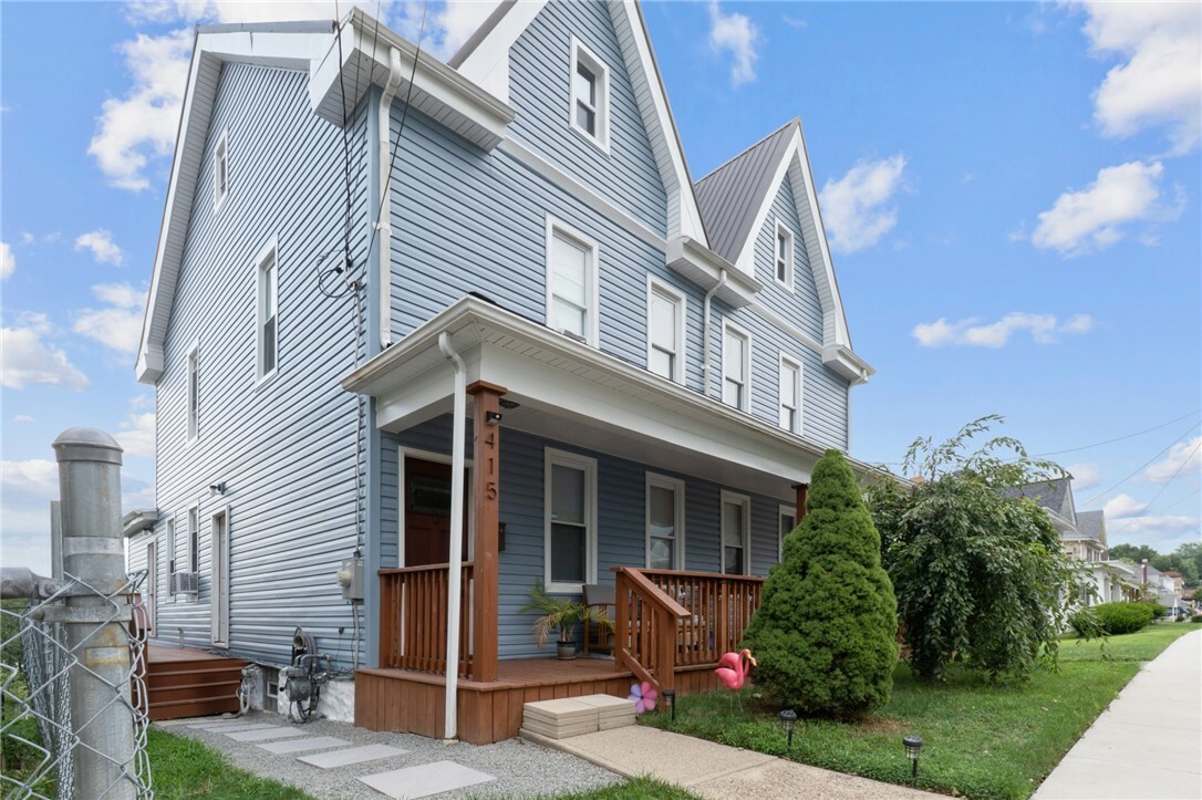 Property Photo:  415 N 2nd St  PA 15644 