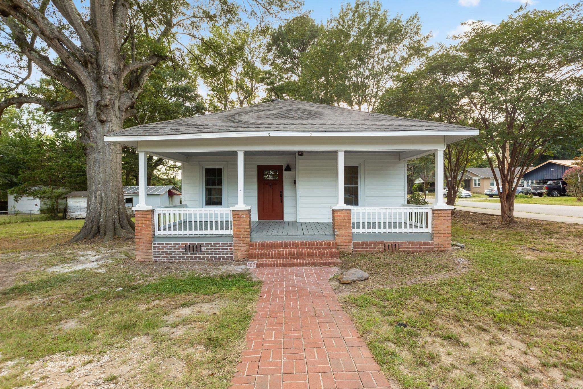 Property Photo:  315 N Rose Street  AR 72150 