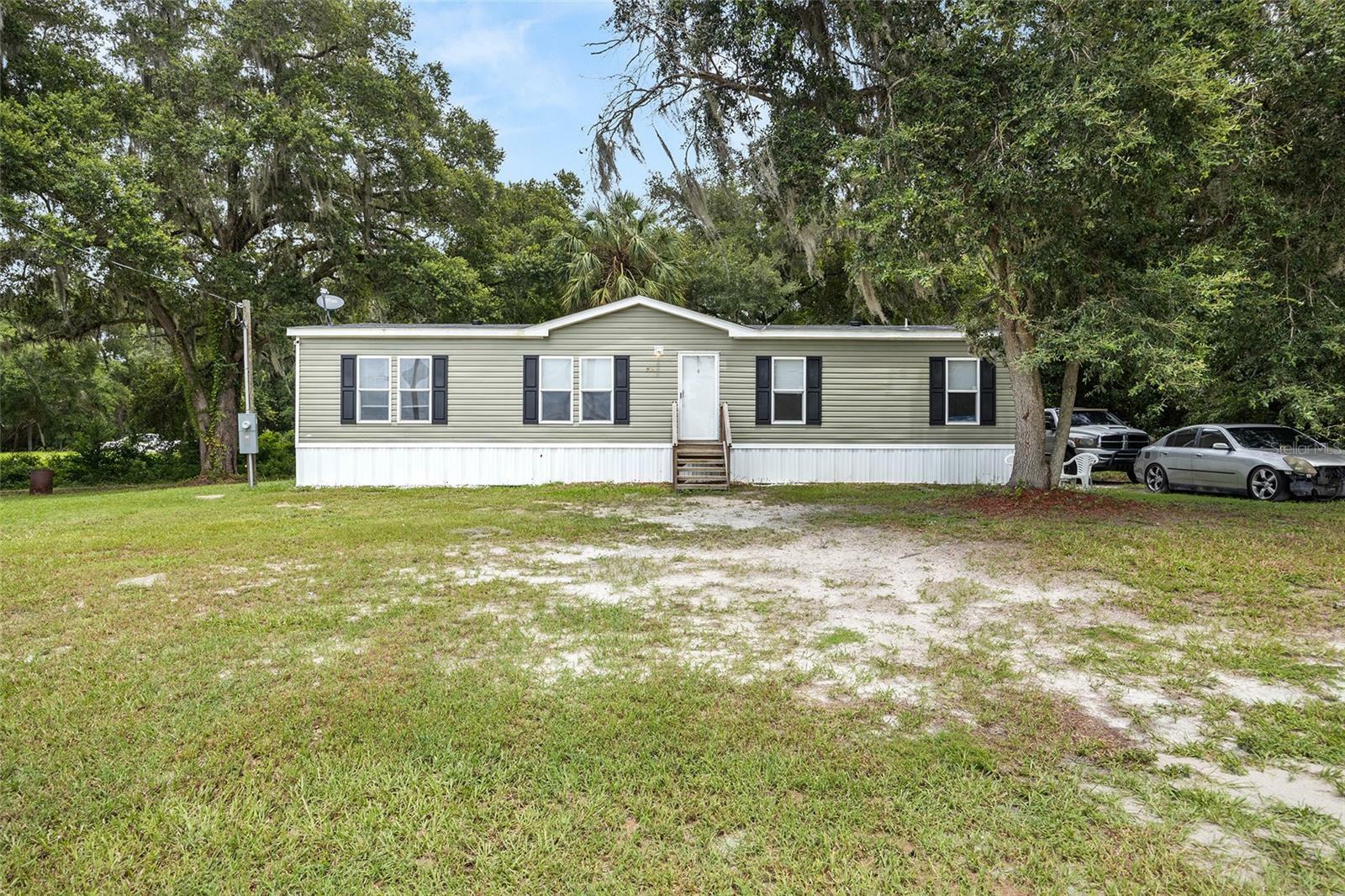 Property Photo:  43020 Maggie Jones Road  FL 32767 