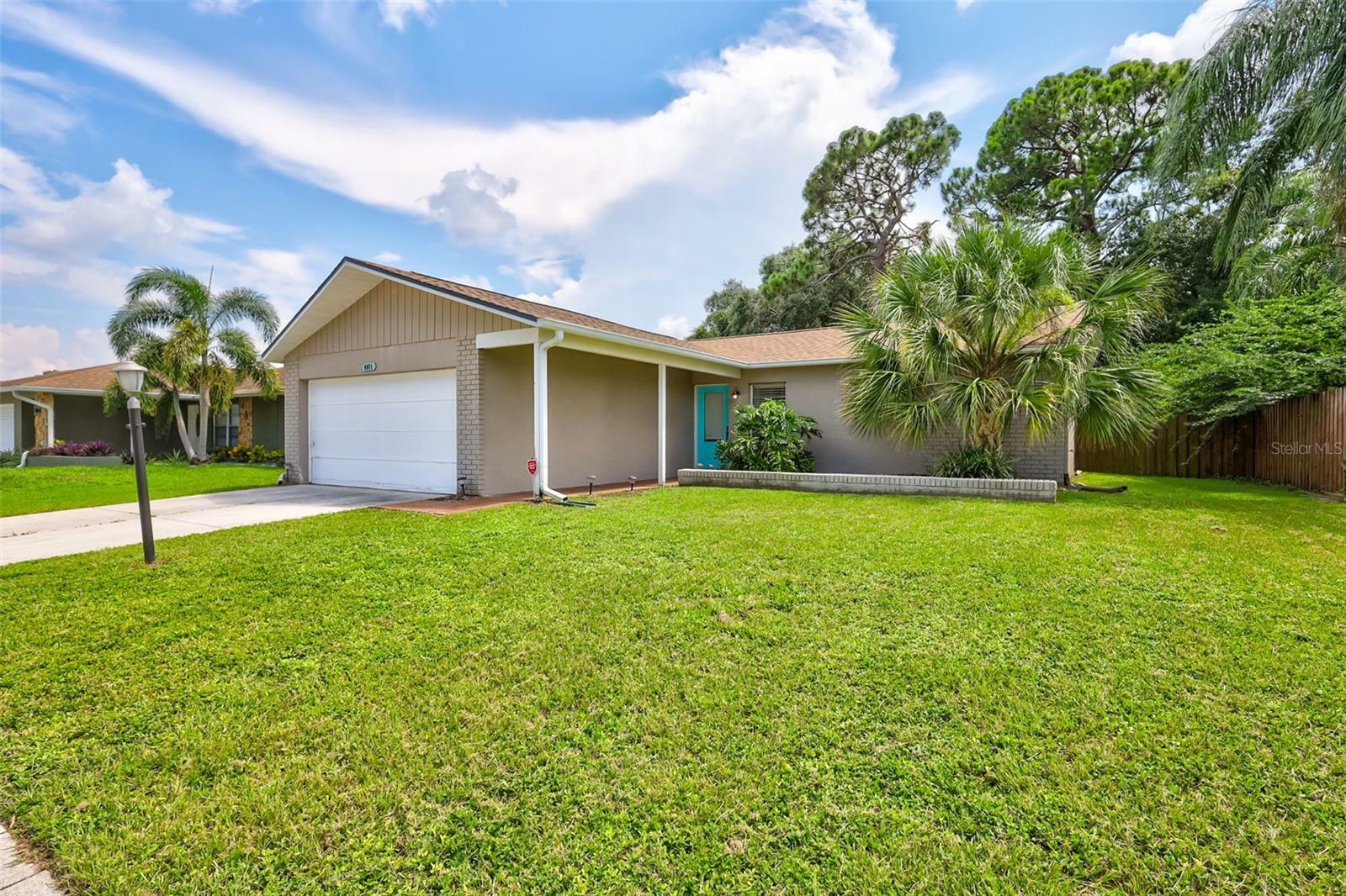 Property Photo:  4071 Palau Drive  FL 34241 