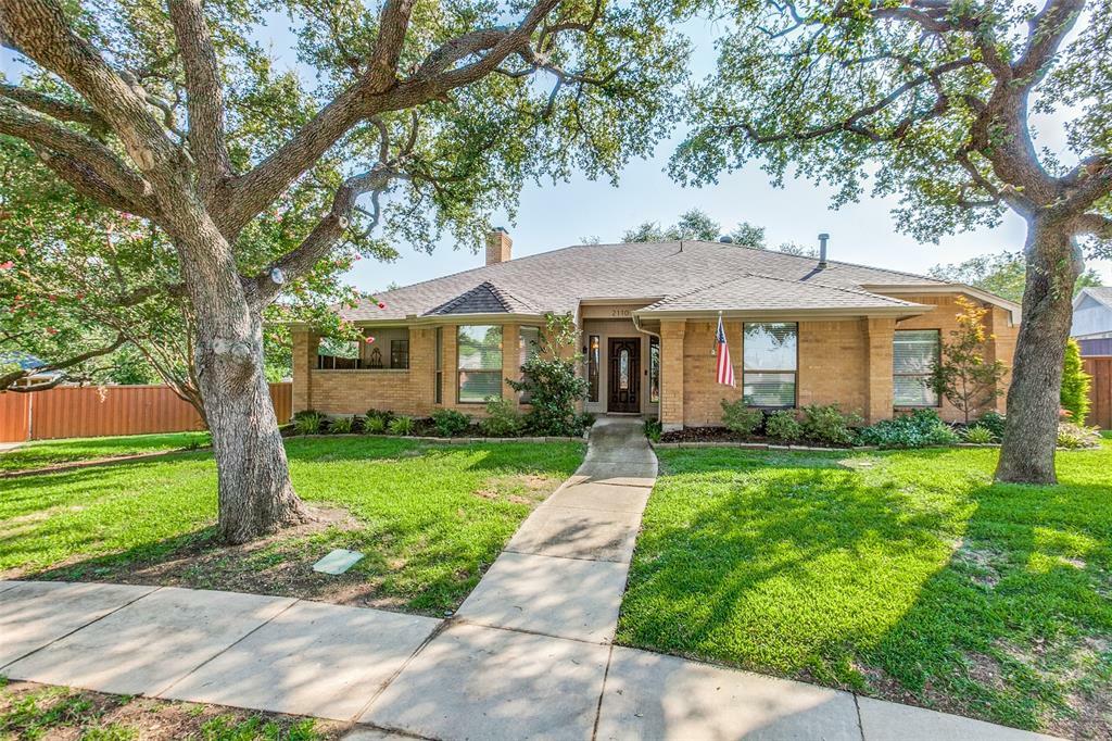 Property Photo:  2110 Monterrey Place  TX 75006 