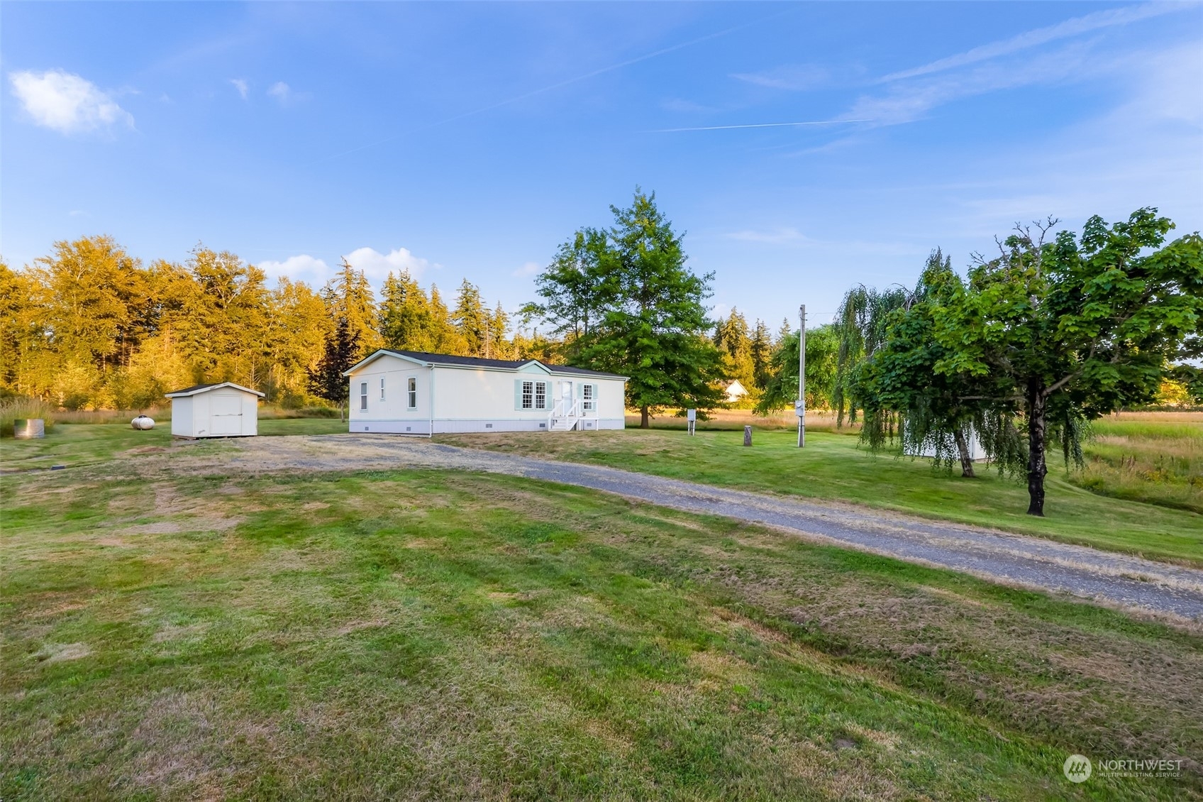 Property Photo:  5020 Sand Rd  WA 98226 