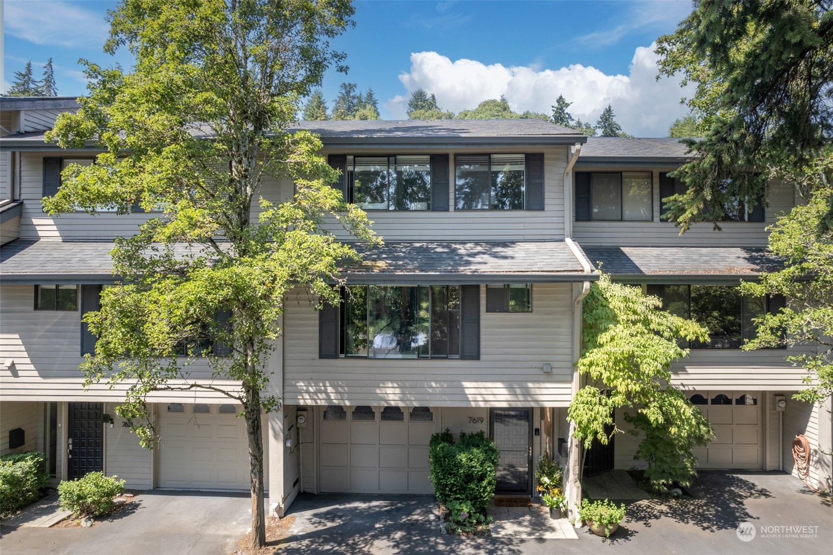 7619 SE 29th Street  Mercer Island WA 98040 photo