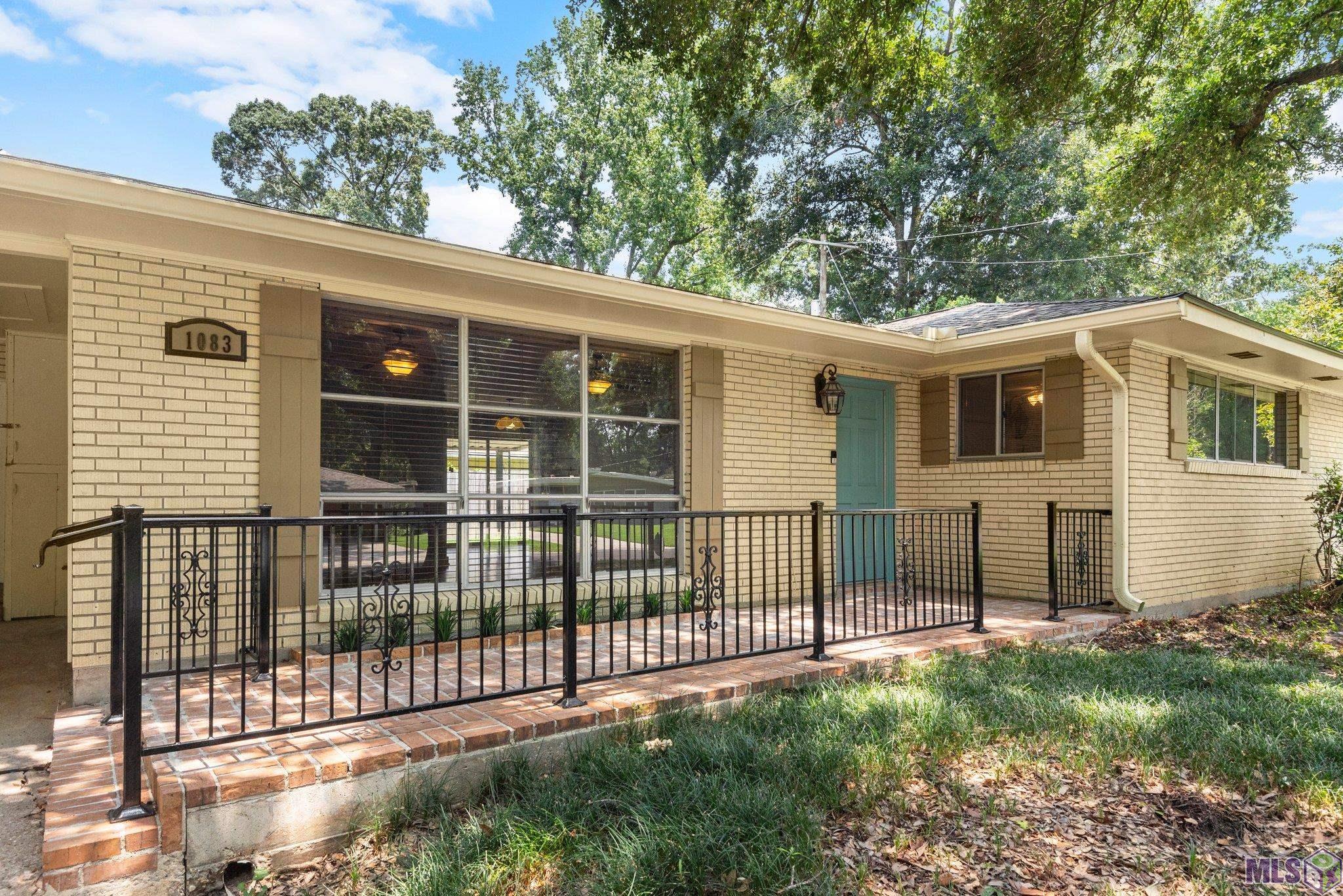 Property Photo:  1083 Thurman Dr  LA 70806 