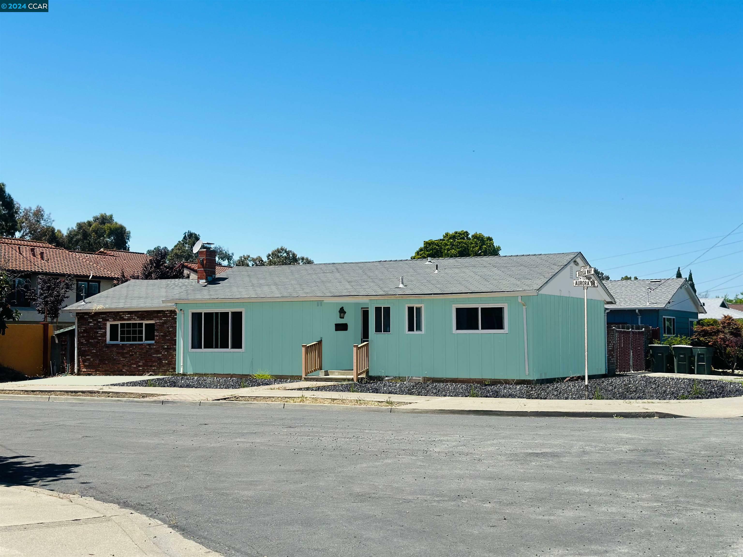 Property Photo:  2501 Bodega Way  CA 94577 