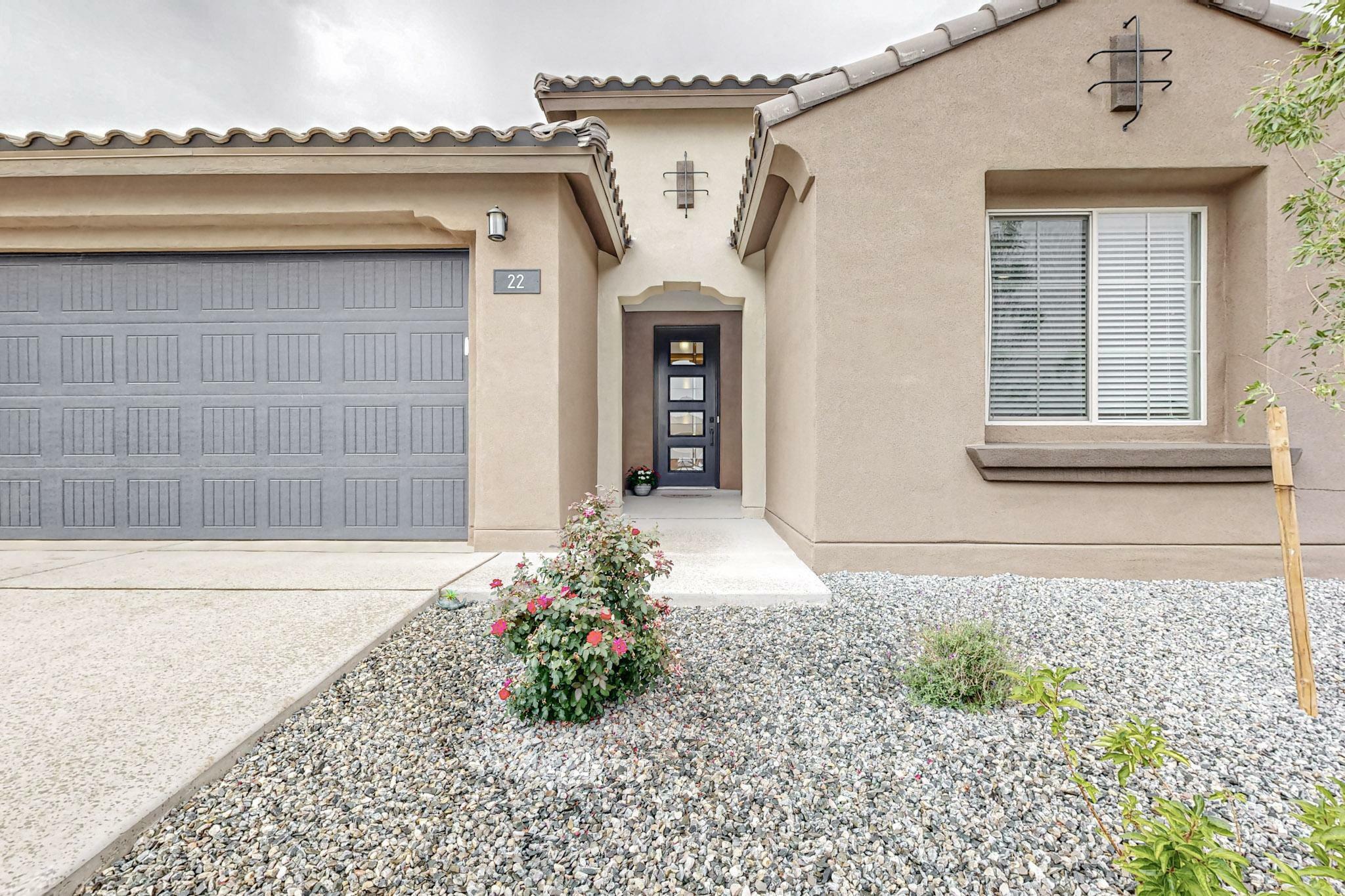 Property Photo: 22 Firecrown Lane NM 87508
