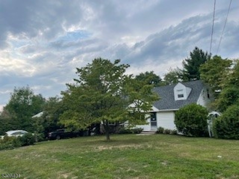 Property Photo:  14 Hanover Ave  NJ 07927 