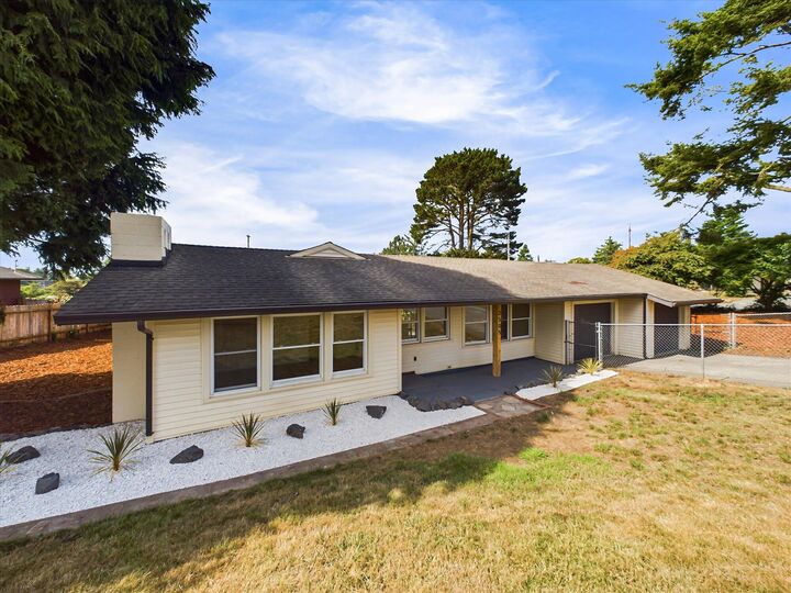2505 Donna Drive  Eureka CA 95503 photo