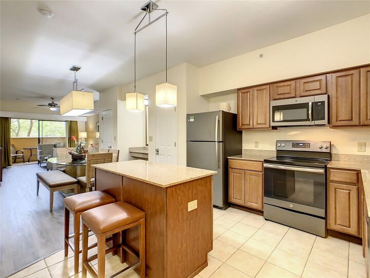 Property Photo: 12538 Floridays Resort Dr C-211 FL 32821