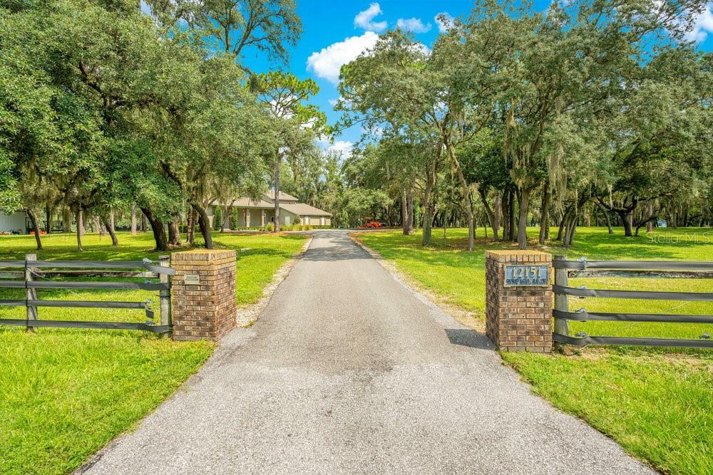 Property Photo:  12151 Walker Pond Rd  FL 34787 