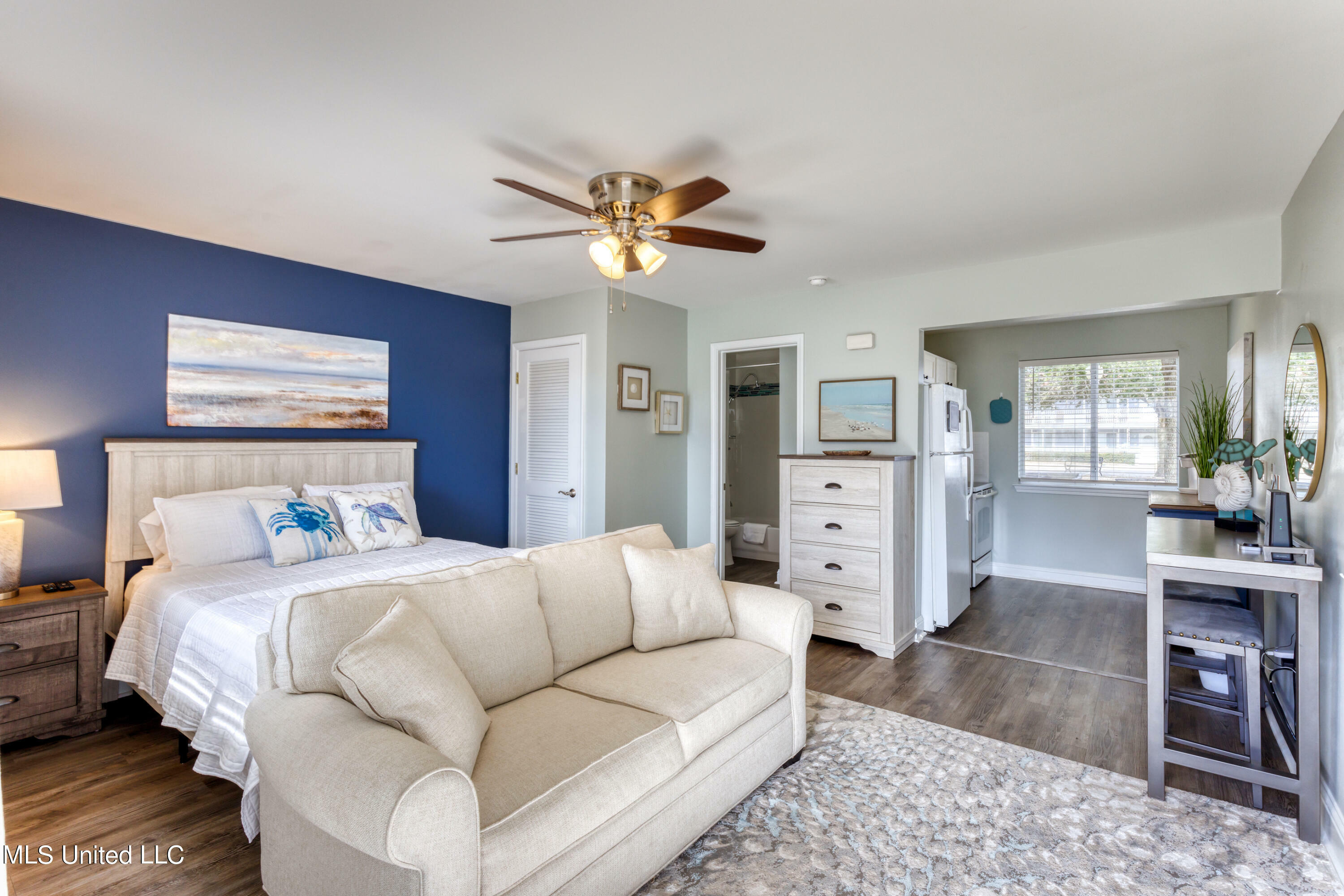 Property Photo: 1664 Beach Boulevard MS 39531
