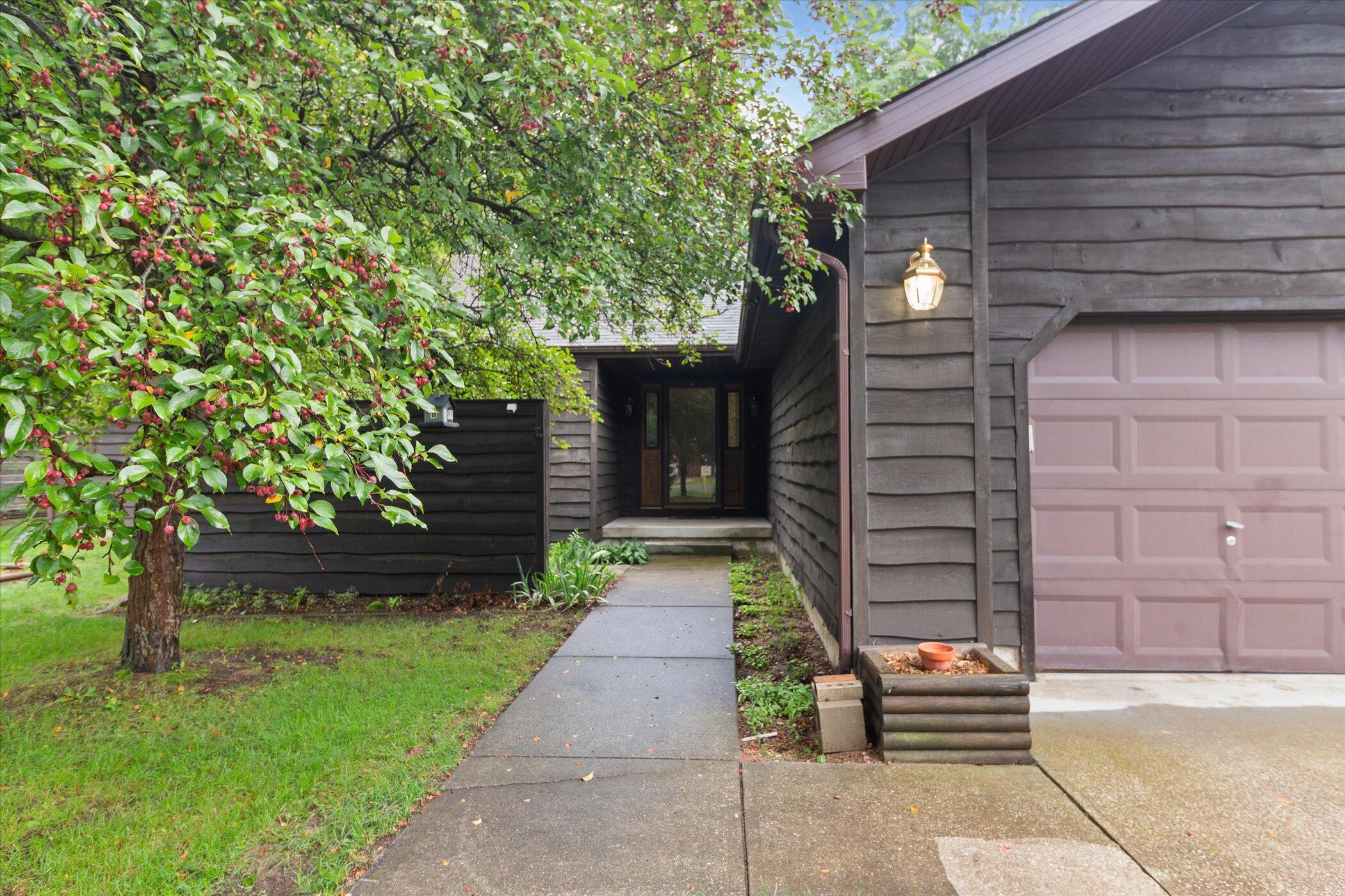 Property Photo: 18559 Arthur Road MI 49307