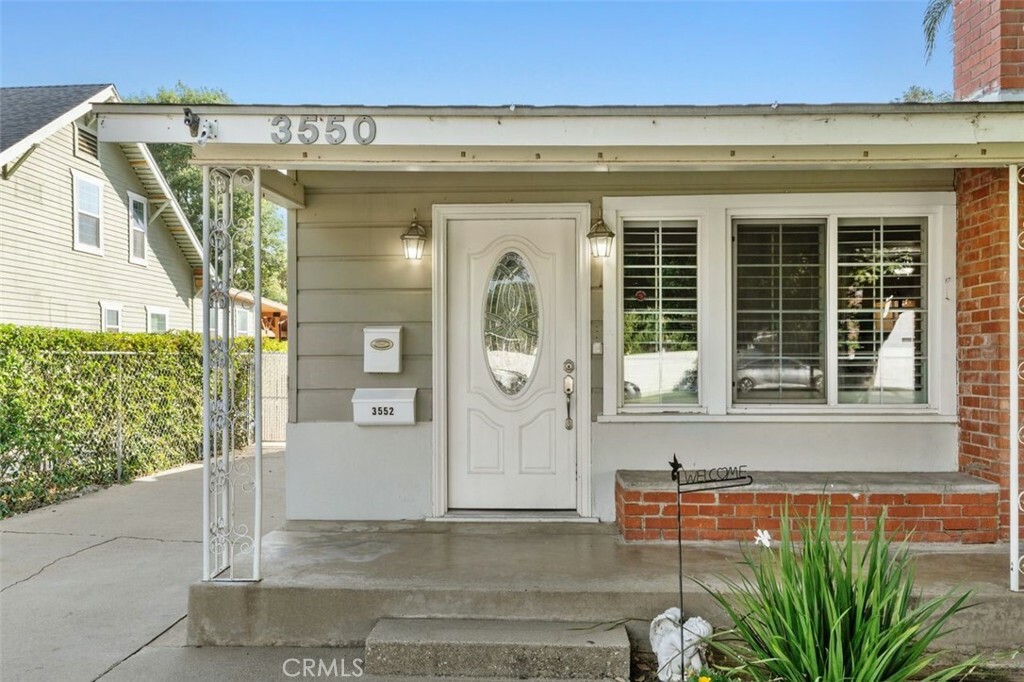 Property Photo:  3550 Washington Street  CA 92504 