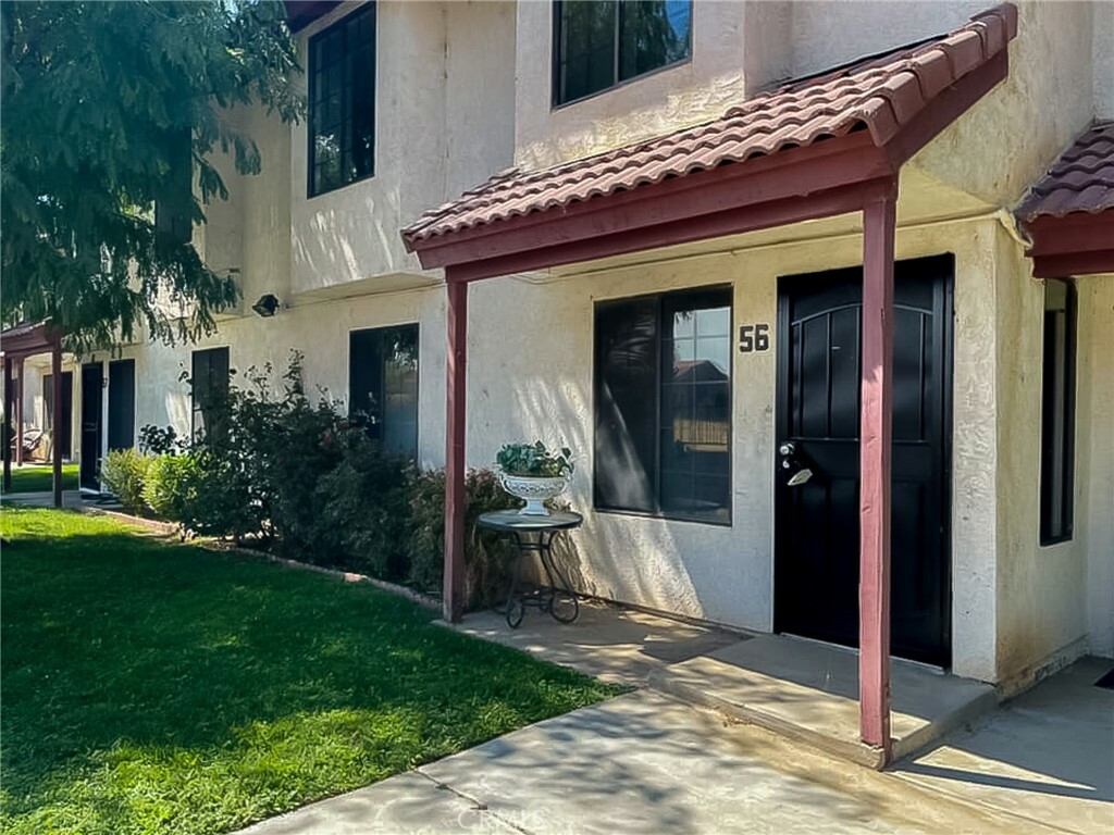 Property Photo:  2260 E Avenue Q4 56  CA 93550 