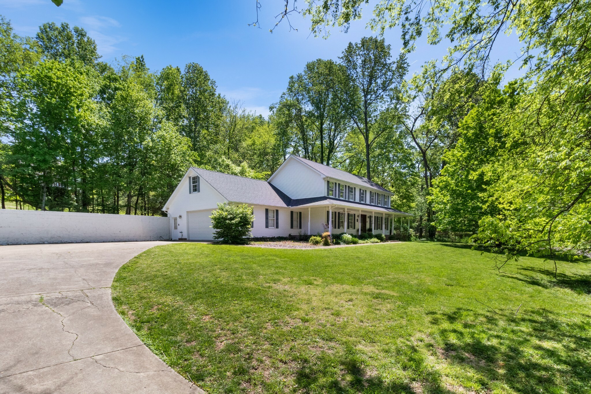 Property Photo:  151 Ussery Rd  TN 37043 