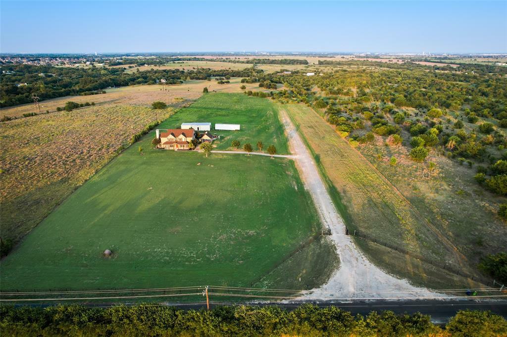 Property Photo:  1810 Longbranch Road  TX 76065 