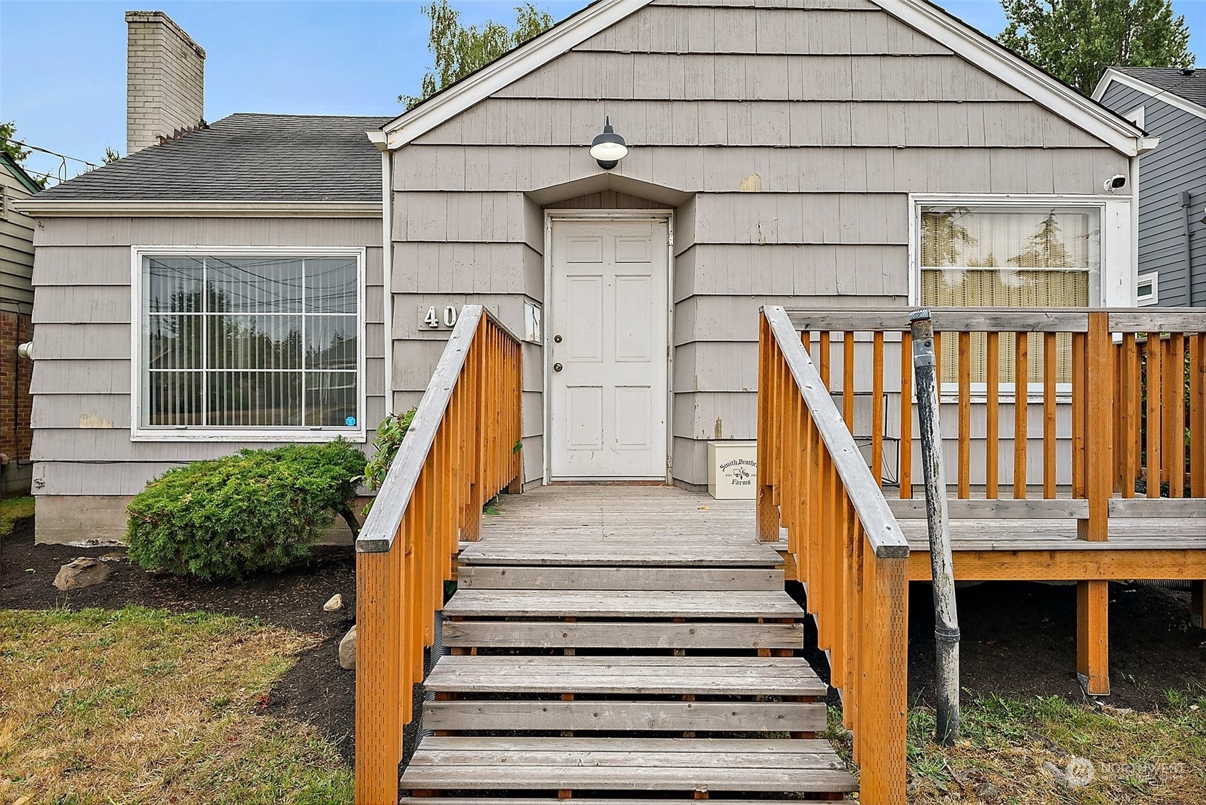 Property Photo:  4012 N 13th Street  WA 98406 