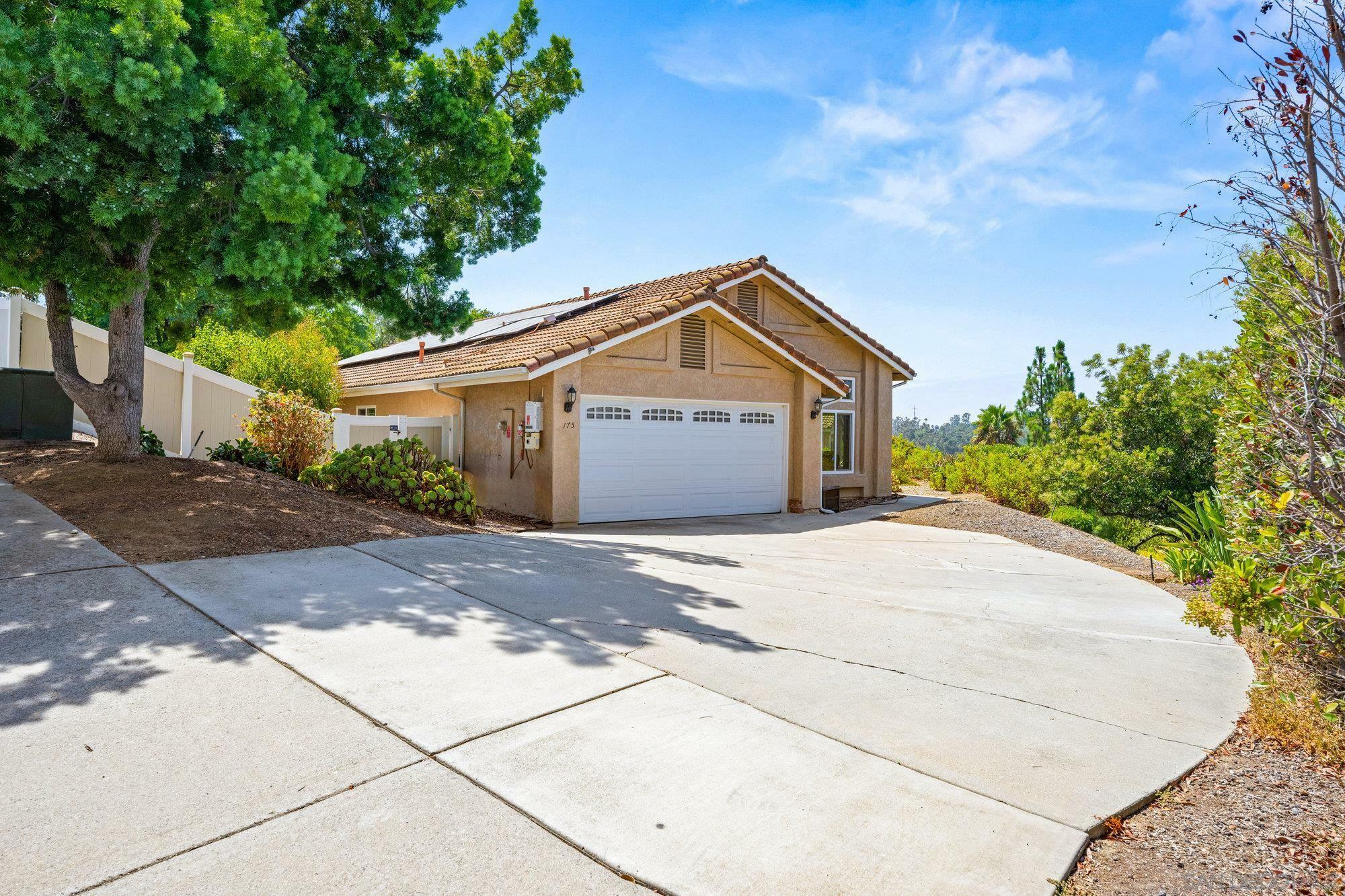 Property Photo: 175 Bahia Lane CA 92026