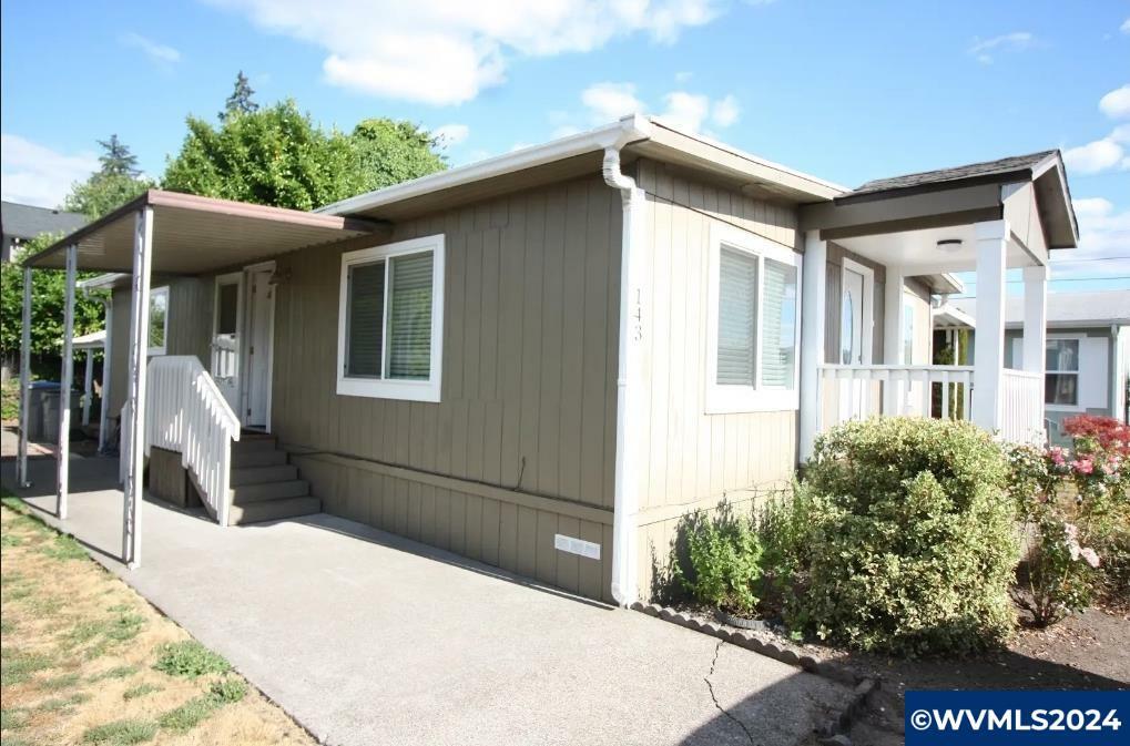 Property Photo:  12450 SW Fischer (#143) Rd 143  OR 97224 