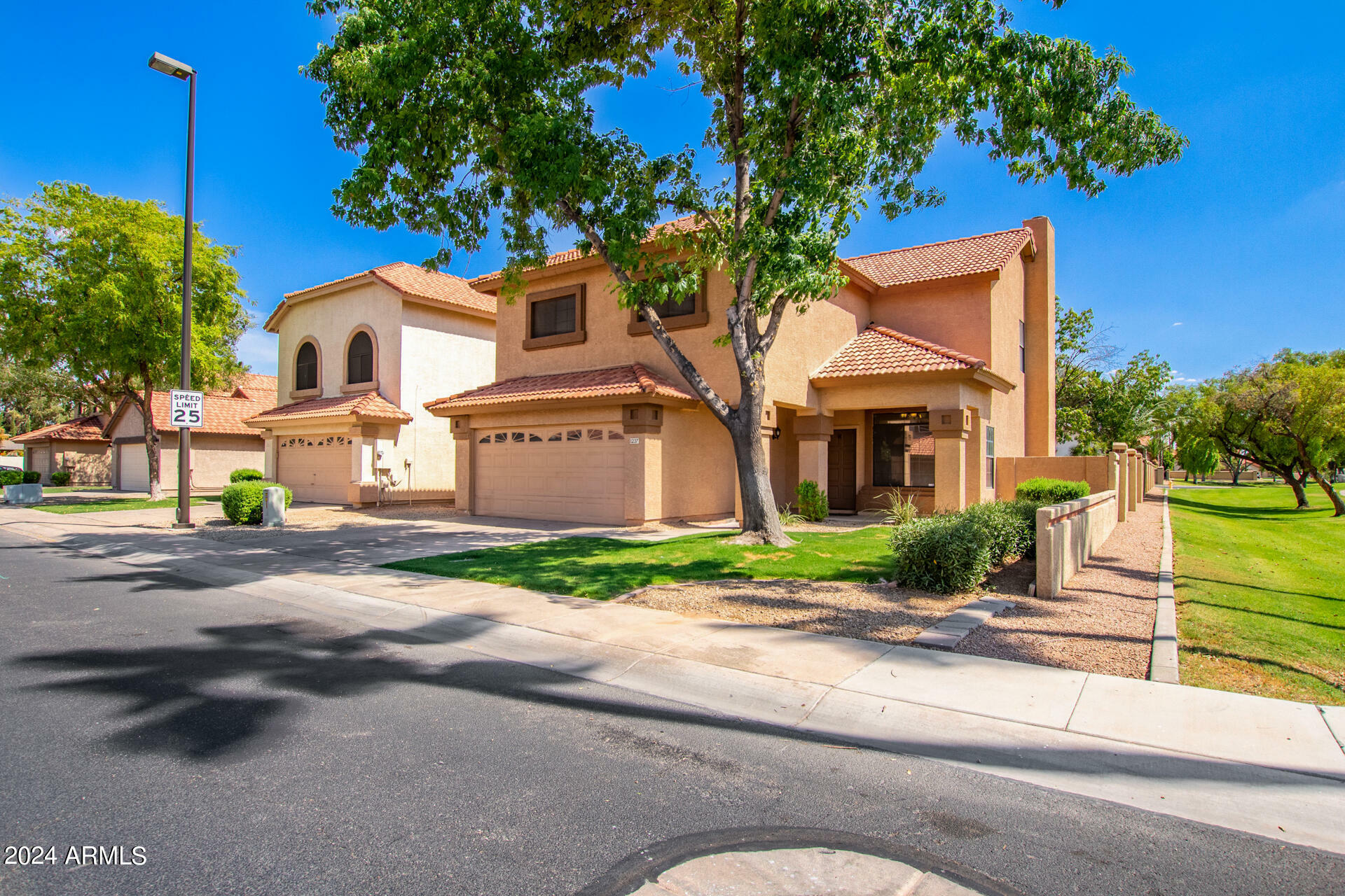 Property Photo:  1237 W Mediterranean Drive W  AZ 85233 