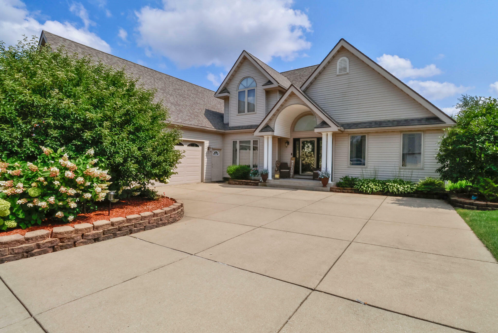 Property Photo:  4907 Oriole Avenue  IN 46375 