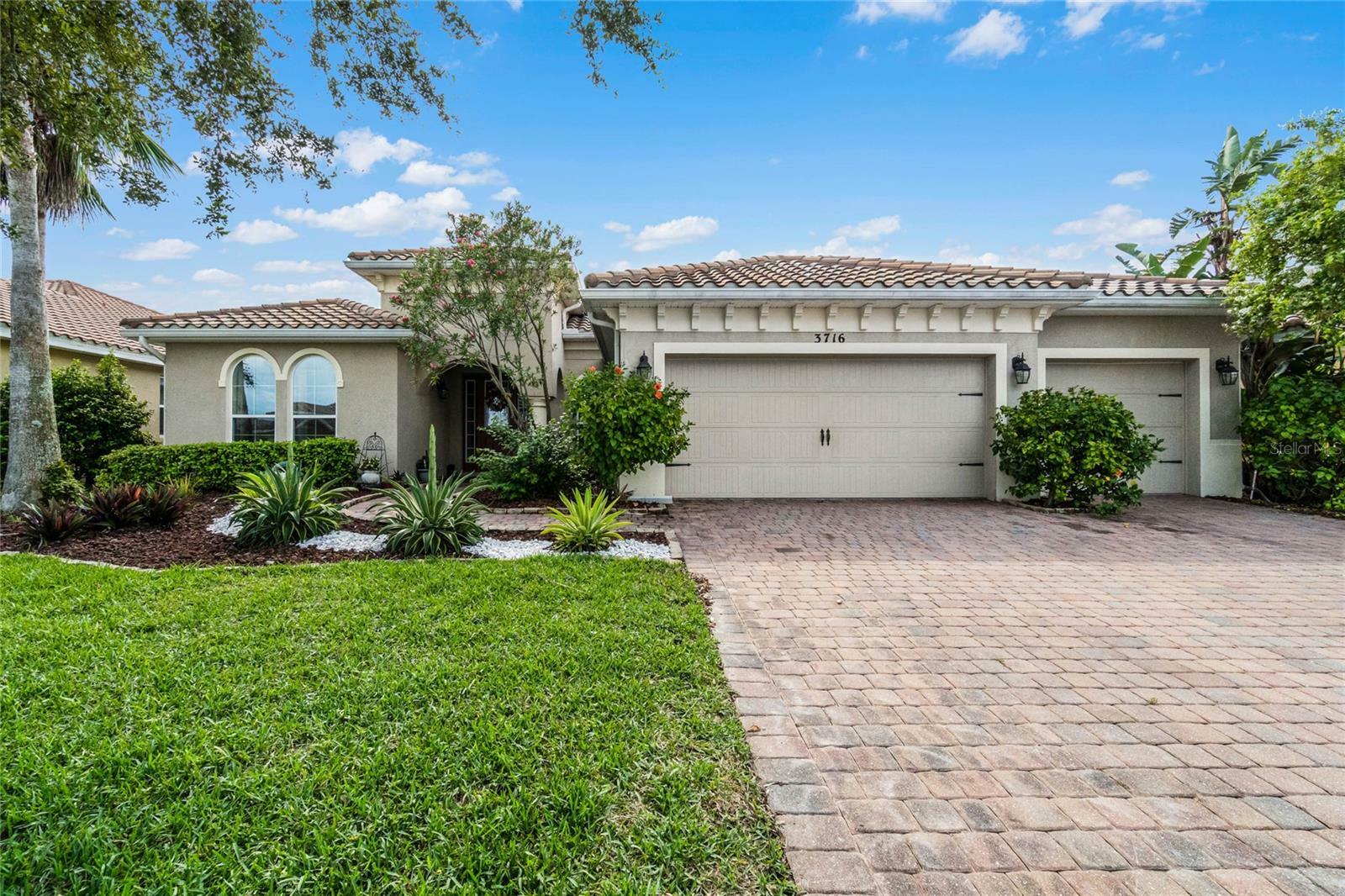 Property Photo:  3716 Paradiso Circle  FL 34746 