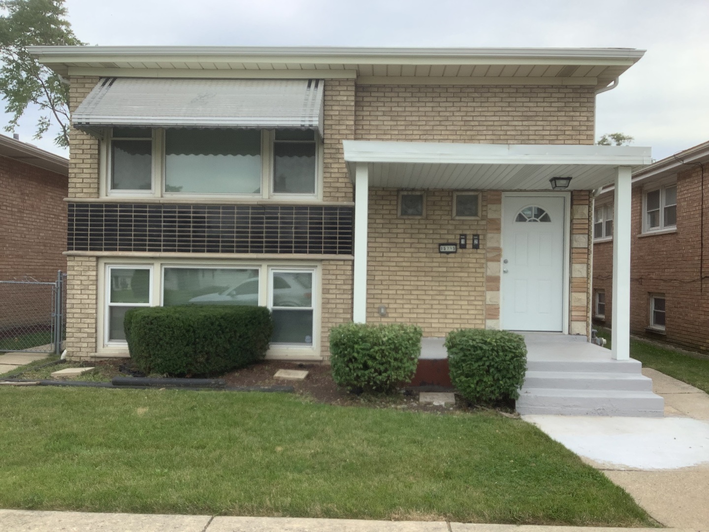 Property Photo: 15735 Carse Avenue 1 IL 60426