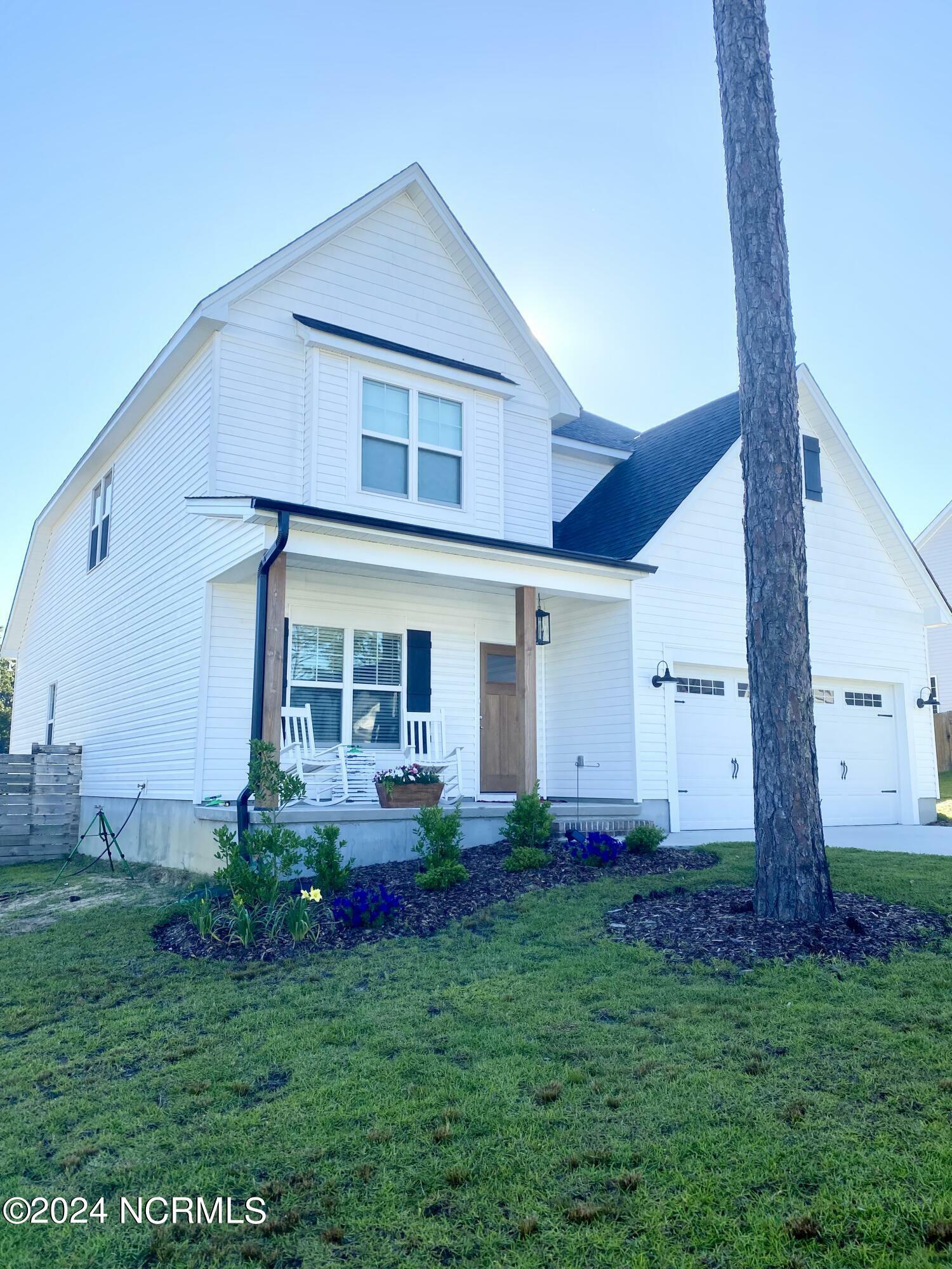 Property Photo: 4033 Silver Lane NC 27376