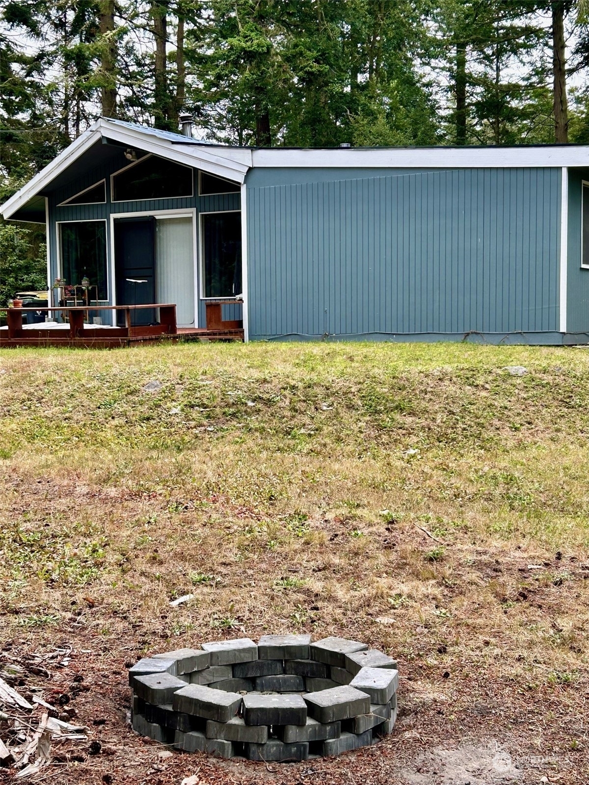 Property Photo:  1786 W Beach Road  WA 98277 