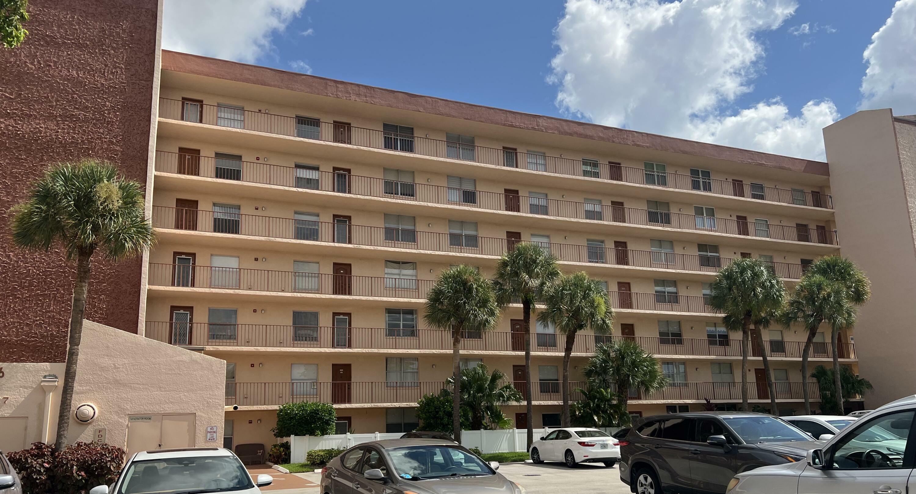 Property Photo:  14527 Bonaire Boulevard 409  FL 33446 