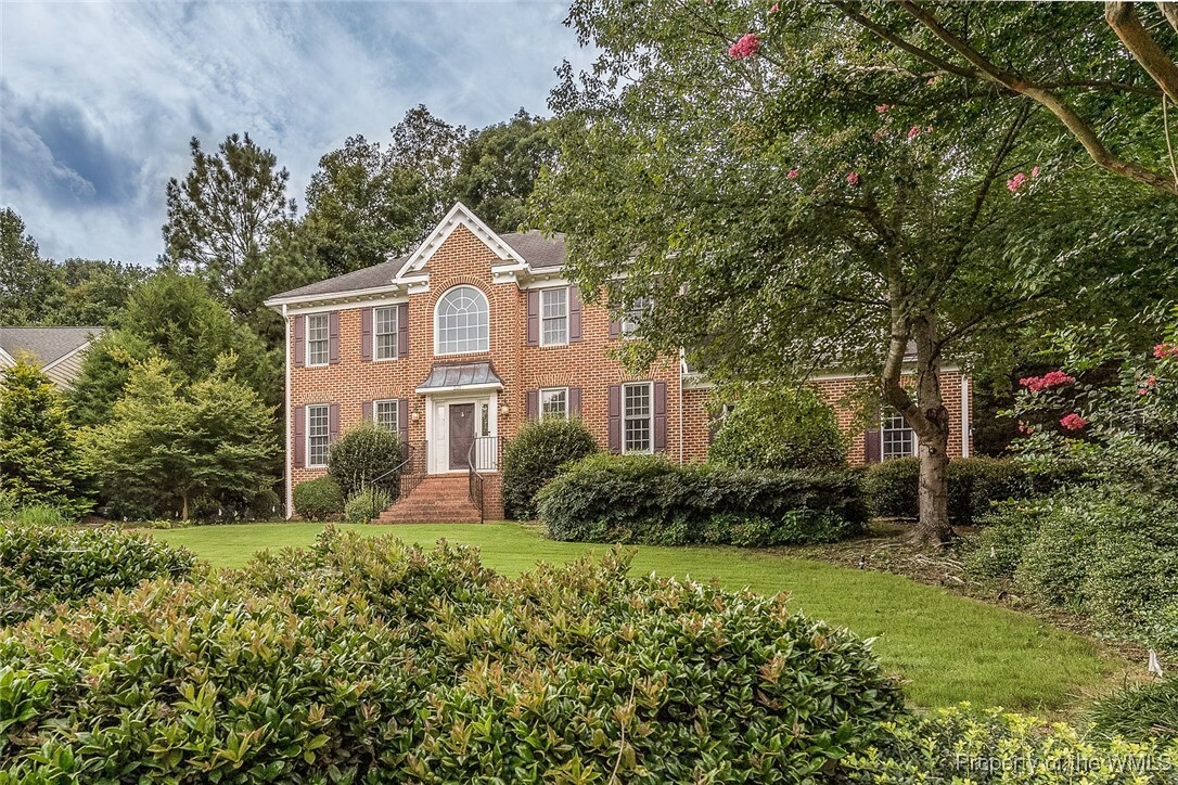 Property Photo:  221 Mill Stream Way  VA 23185 