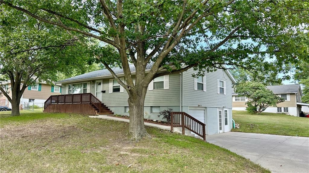 Property Photo:  1719 Lakeside Terrace  MO 64683 