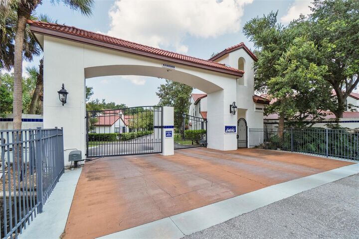 Property Photo:  550 Via Del Oro Drive 206  FL 32714 