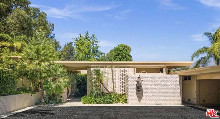 Property Photo: 828 Flintridge Avenue CA 91011