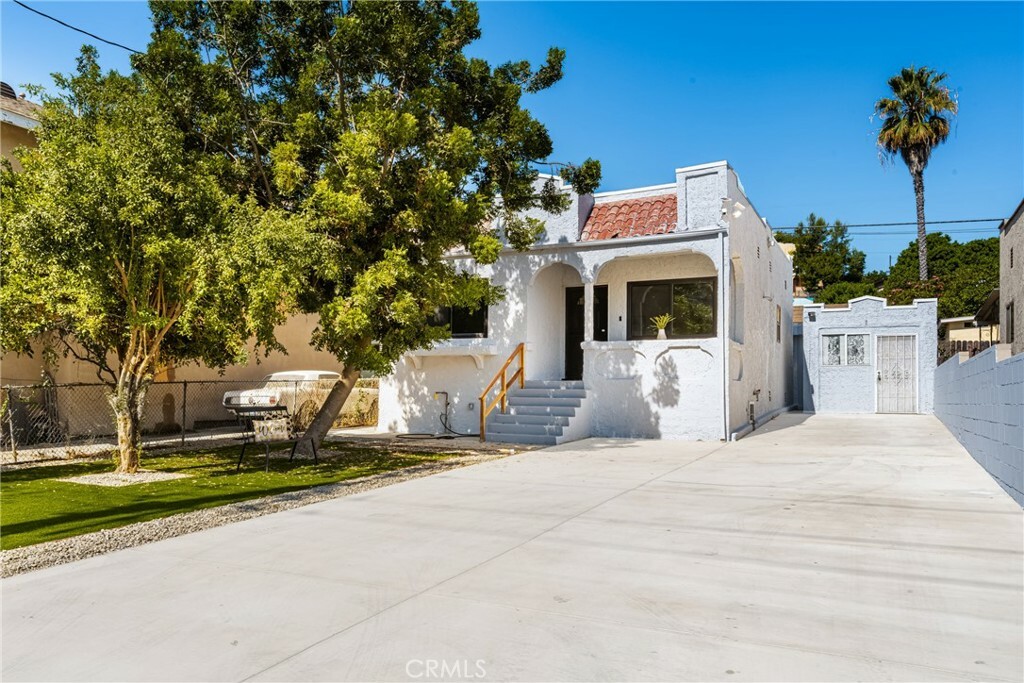 Property Photo:  3377 City Terrace Drive  CA 90063 