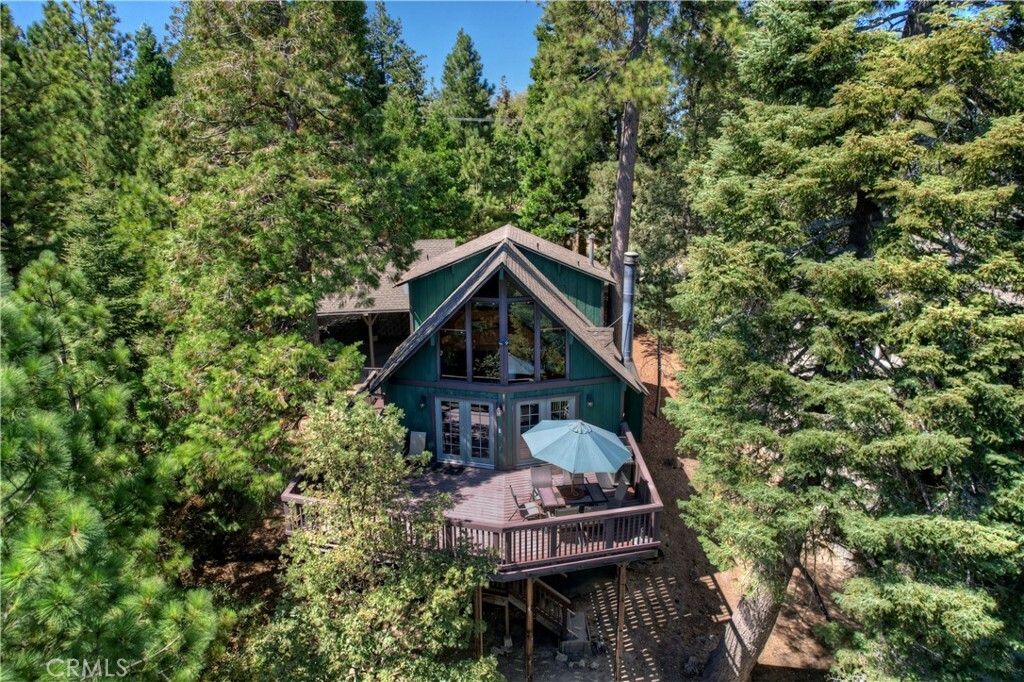 590 Pioneer Road  Lake Arrowhead CA 92352 photo